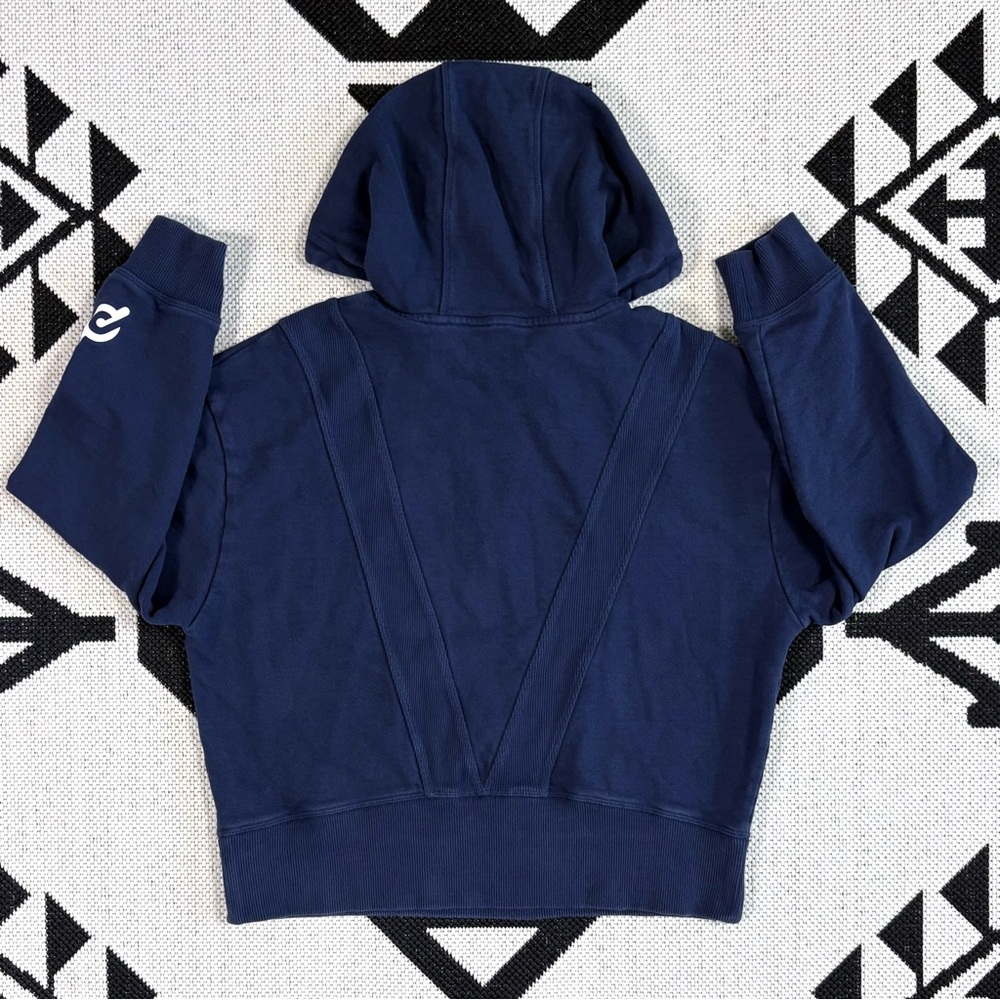 Peloton Rib Insert Pullover Hoodie Sweatshirt in Navy Blue Medium - Picture 9 of 13
